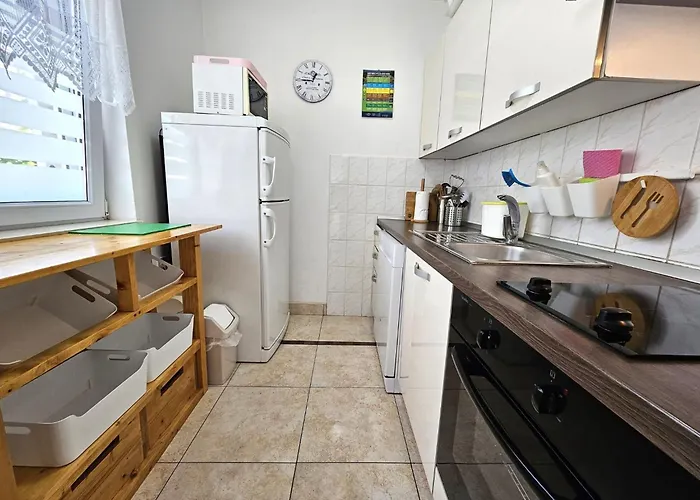 Mirko1 Mit Gemeinschaftlichem Pool By Interhome * מאלינסקה