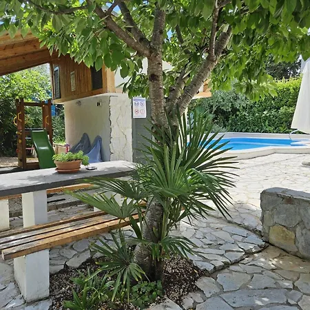 Mirko1 Mit Gemeinschaftlichem Pool By Interhome Apartment